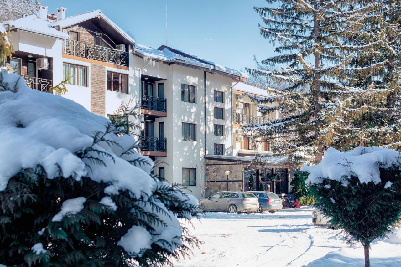 Ostrova Holiday Village Beli Osŭm Exterior photo